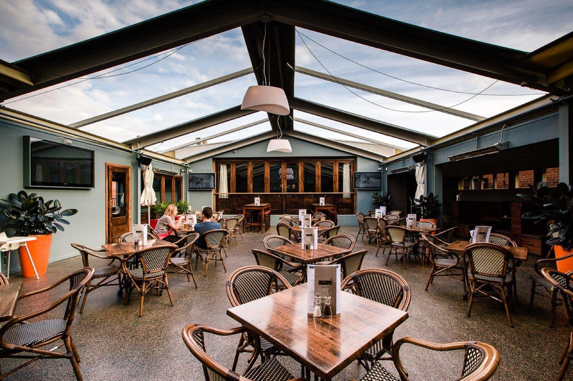 The Glenferrie Hotel Hawthorn Exterior foto